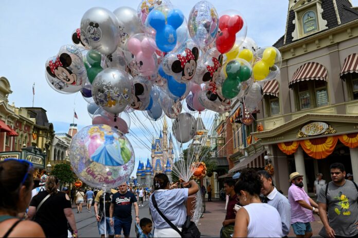 Disney's Balloon Daycare Is Going Viral as a Popular Service